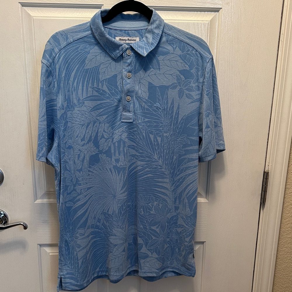 Tommy Bahama Light Blue Leaf Pattern Polo Size Large
